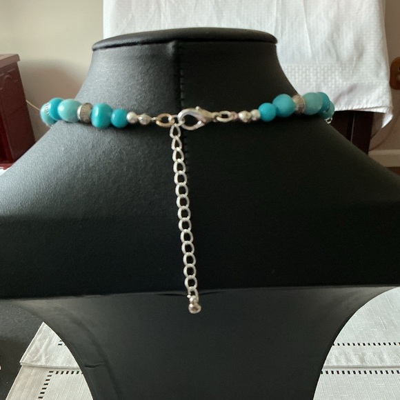 Turquoise Silver Tone Pendant and Necklace - Picture 4 of 4